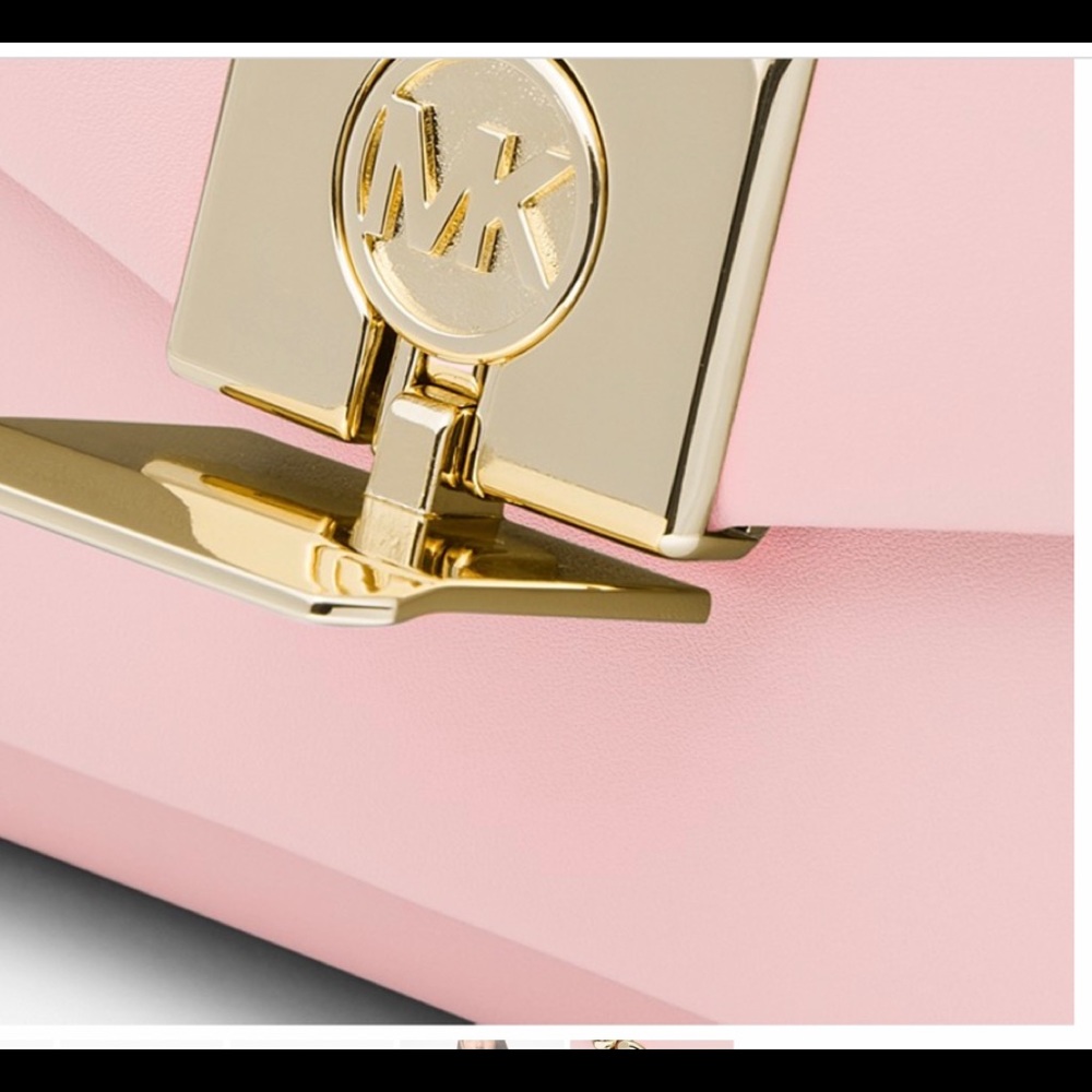 - last one !Beautiful Michael kors beautiful leather purse - Picture 2 of 4